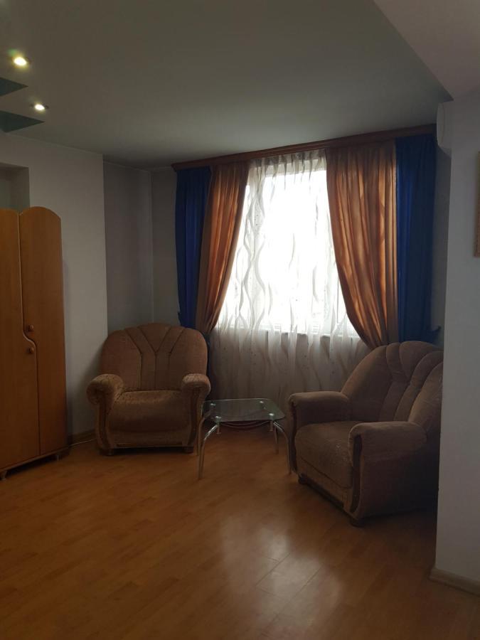 Apartment-14 In The Center Of Erevan Exterior foto
